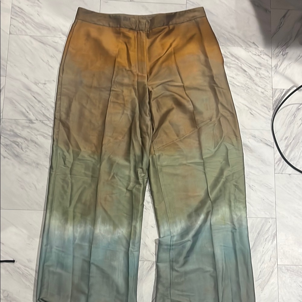 Zara Elegant White and Gold Pants
